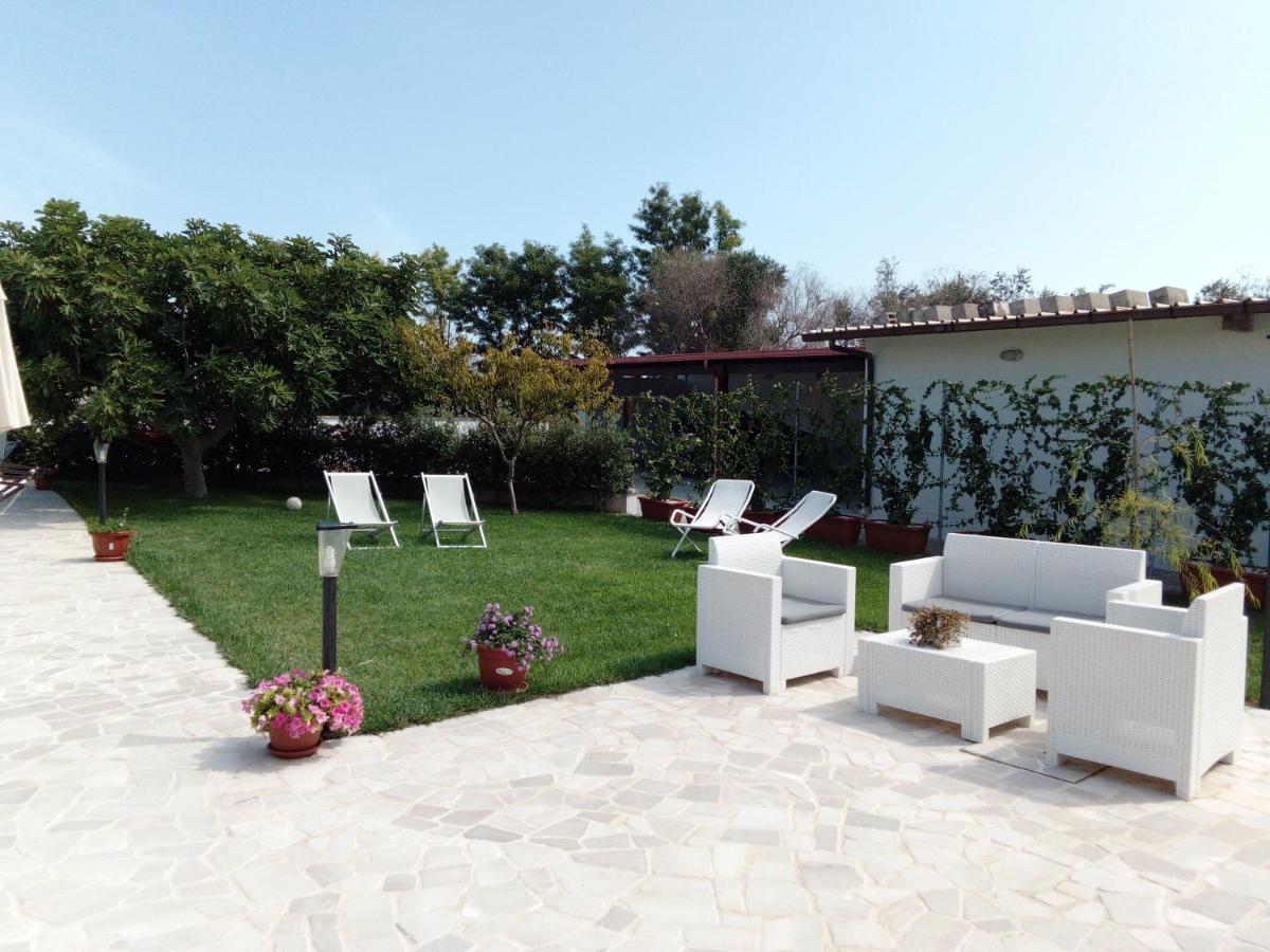 Casa Vacanza Augusto Uggiano la Chiesa Kültér fotó