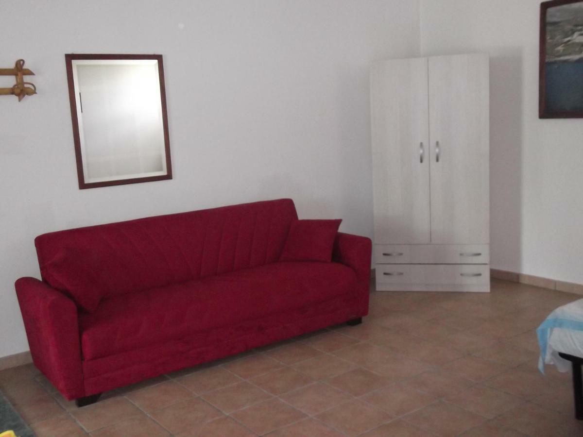 Casa Vacanza Augusto Uggiano la Chiesa Kültér fotó